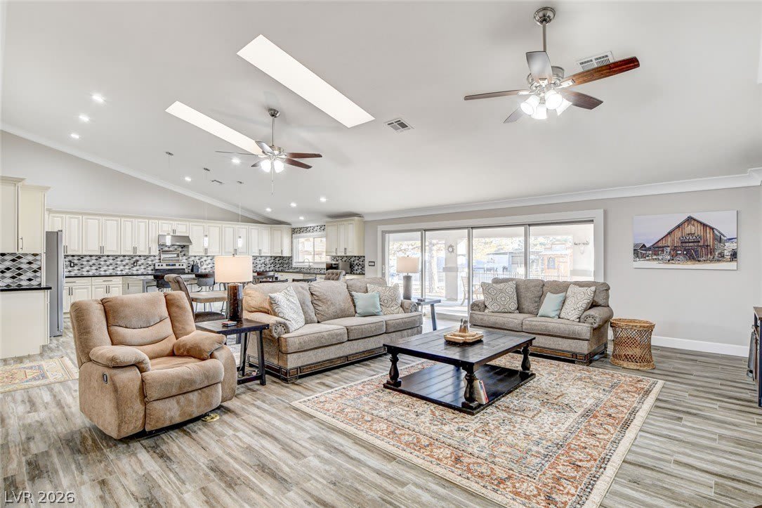 5353 Dorrell Lane – photo 4