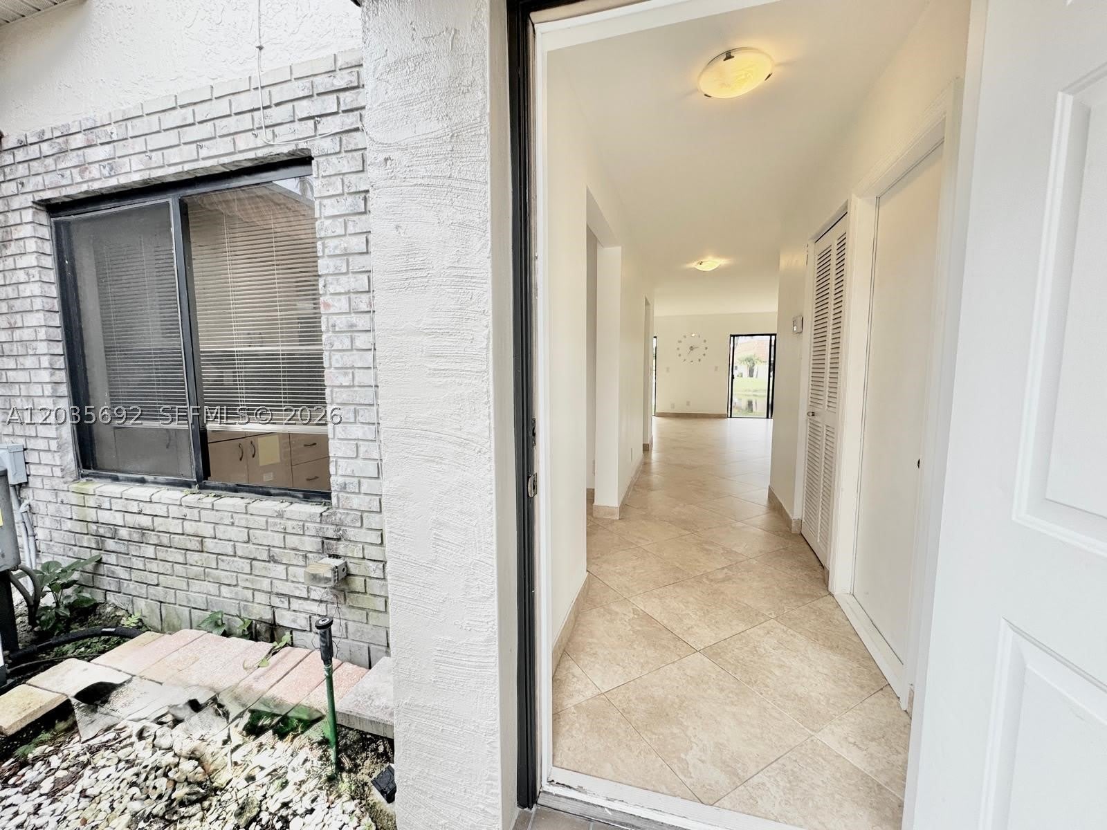 1415 SW 110th Way – photo 4