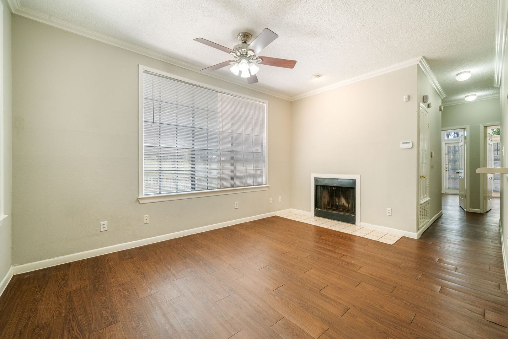 UT PRE-LEASE: 2 BD / 2 BA – photo 5