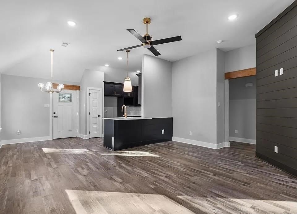1204 Poplar Street – photo 4