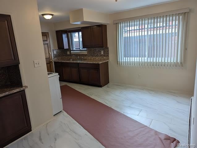 25337 W MONTMARTRE Court – photo 4