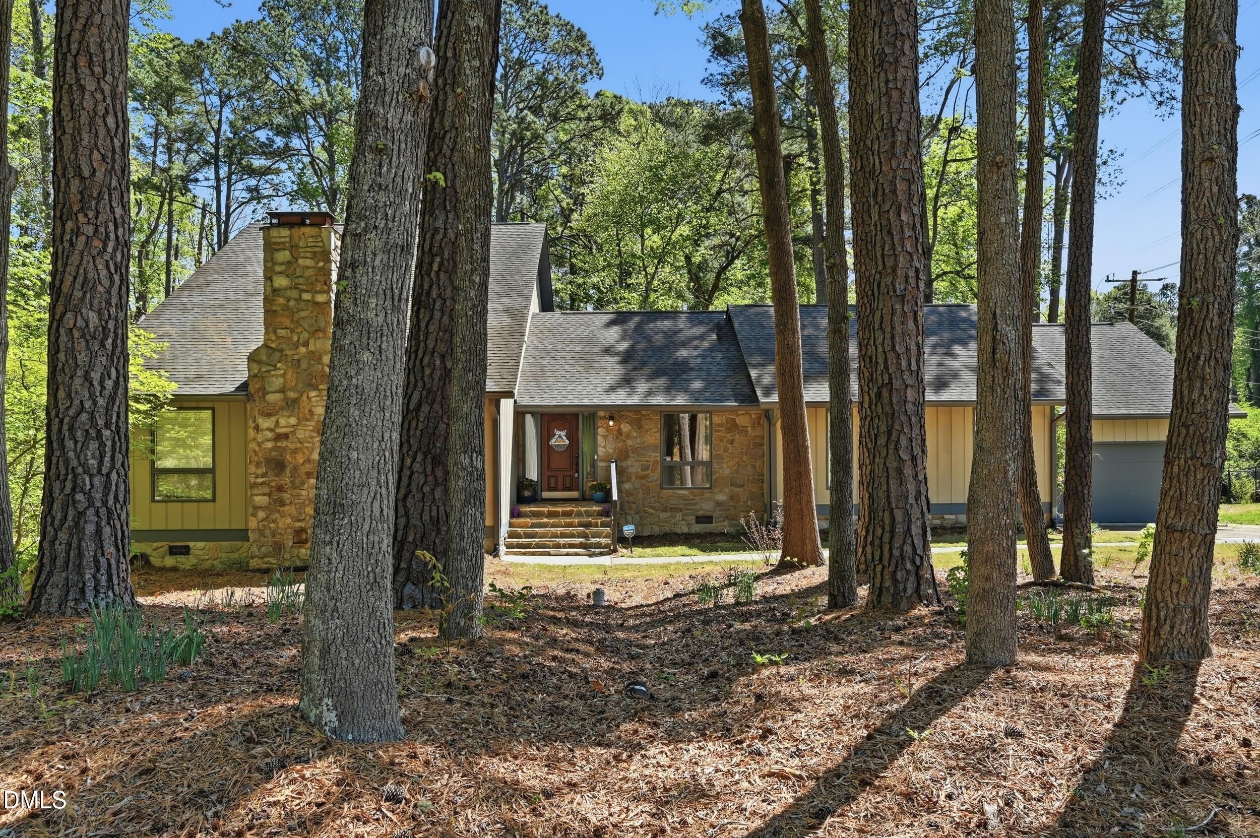 4002 Westfield Drive – photo 1