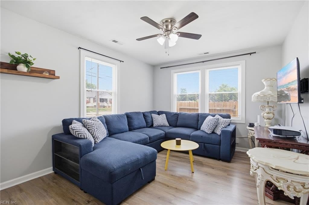 838 20th Street – photo 4