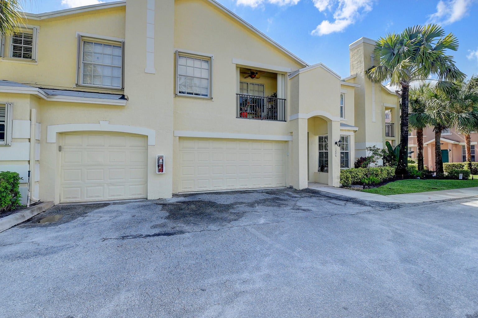 1206 Belmont Place – photo 2