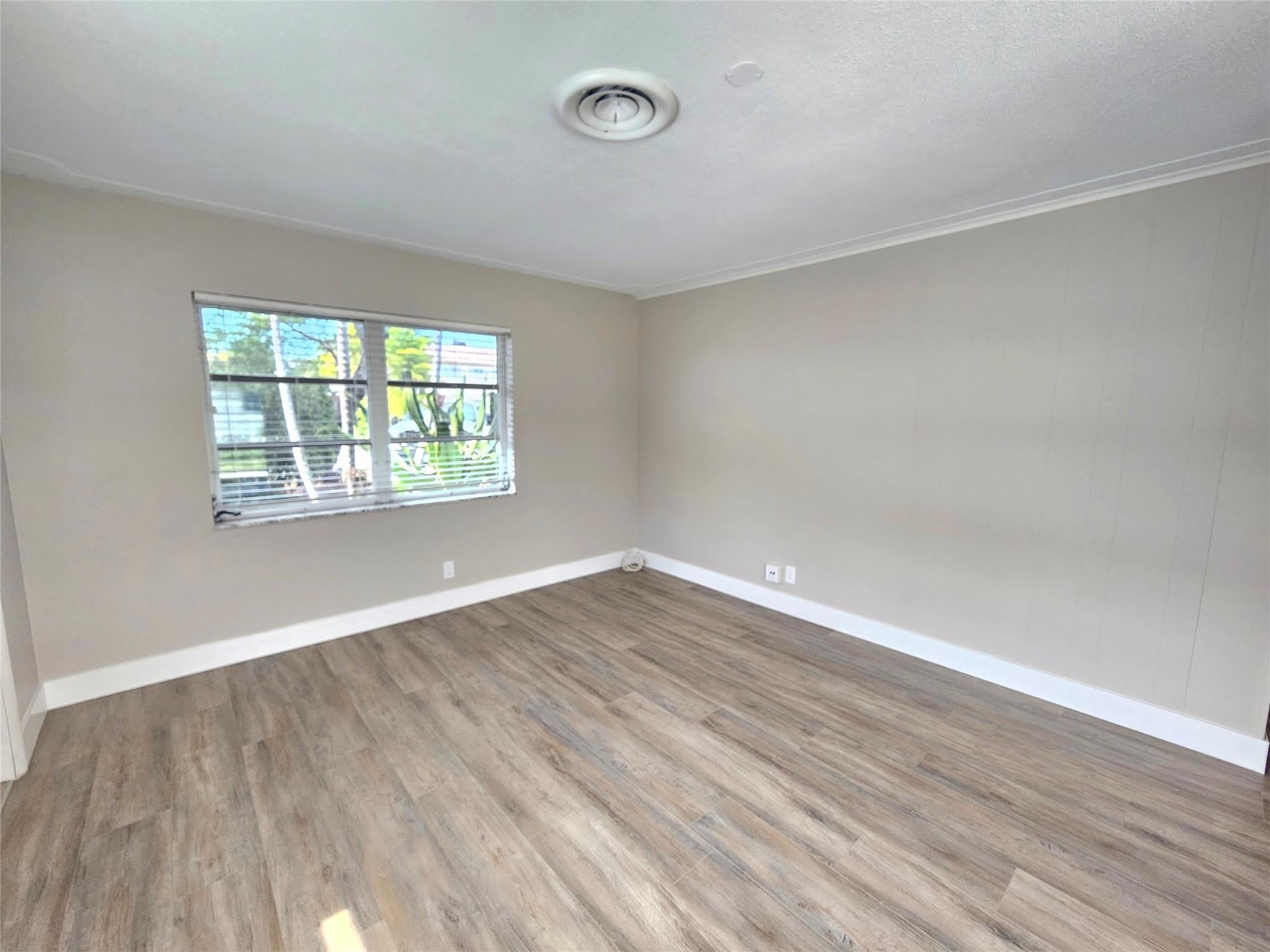 2110 NE 41st Street – photo 5