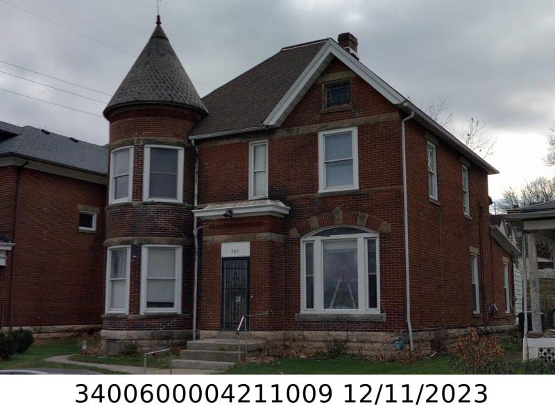 707 West High Street – photo 1