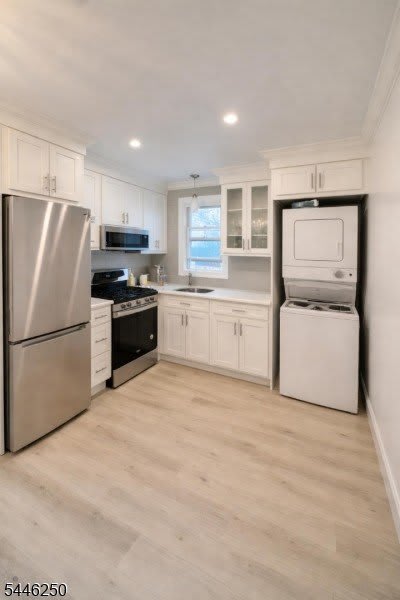 186 Christie Ave – photo 2