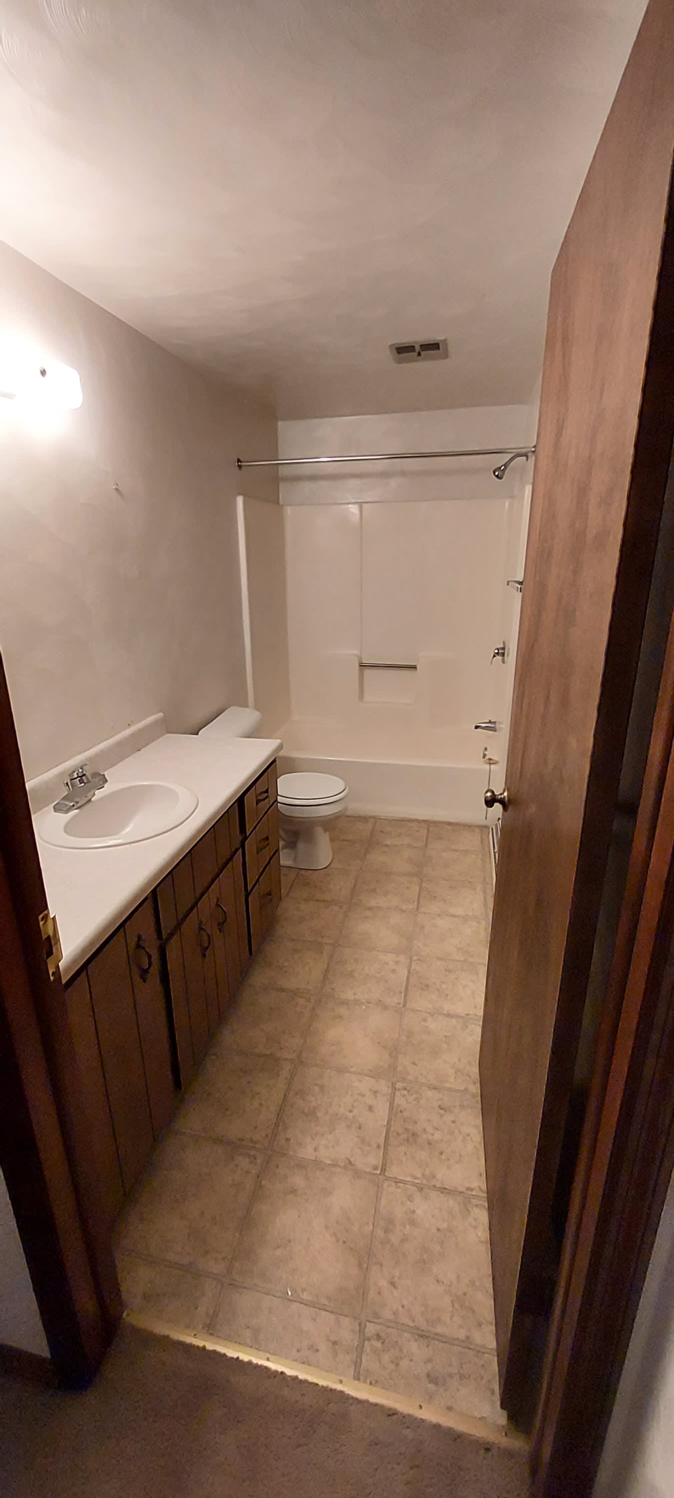 2013 Eastman Ave – photo 3
