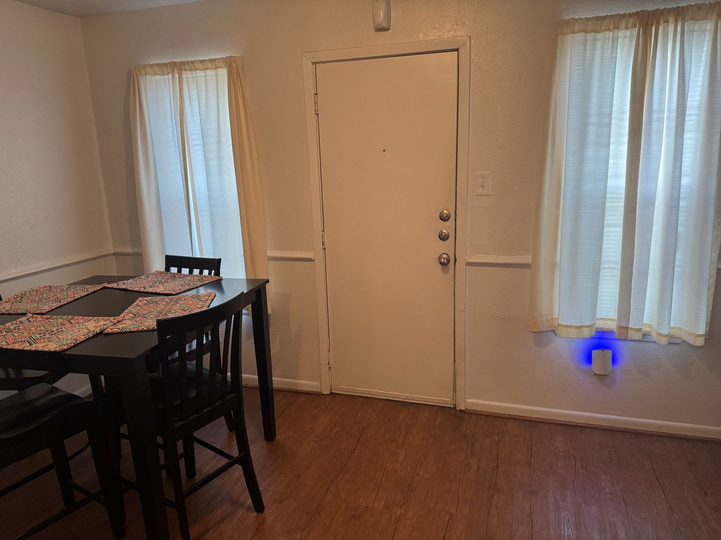 IMMEDIATE MOVE IN! Cute 3 Bedroom 1.5 Bathroom Home on Cul-de-sac in Bryan – photo 4