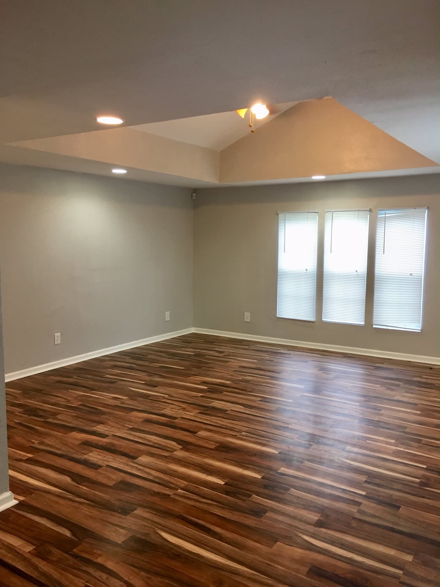 11026 Mayfield Dr – photo 5
