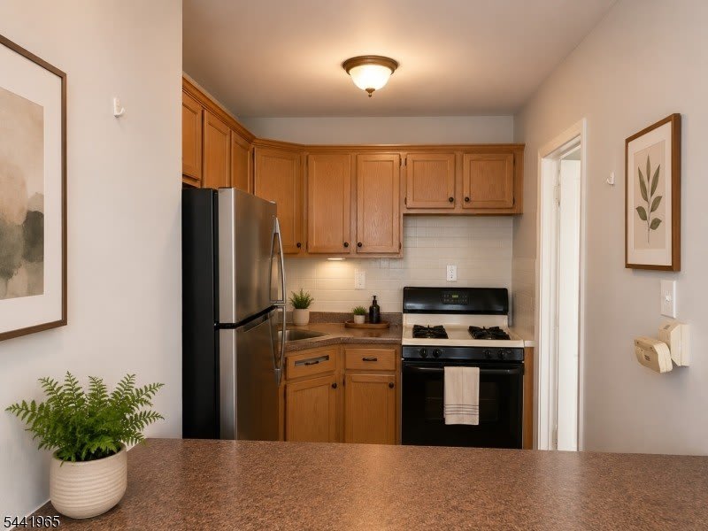 285 Aycrigg Avenue – photo 3