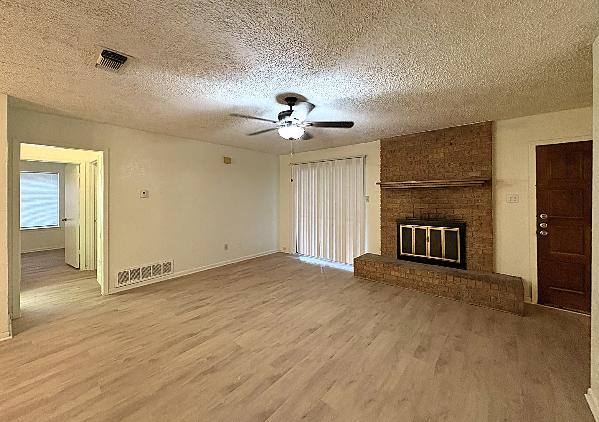 1119 Rhonda Lee St – photo 3