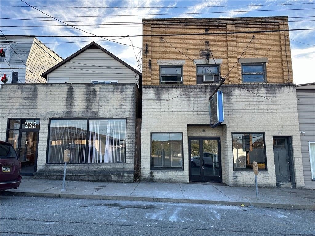 237 Longfellow St – photo 1