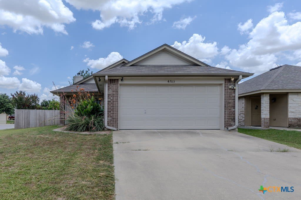 4703 Stonehaven Drive – photo 5
