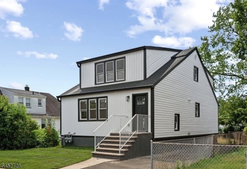 71 Moore Pl – photo 1