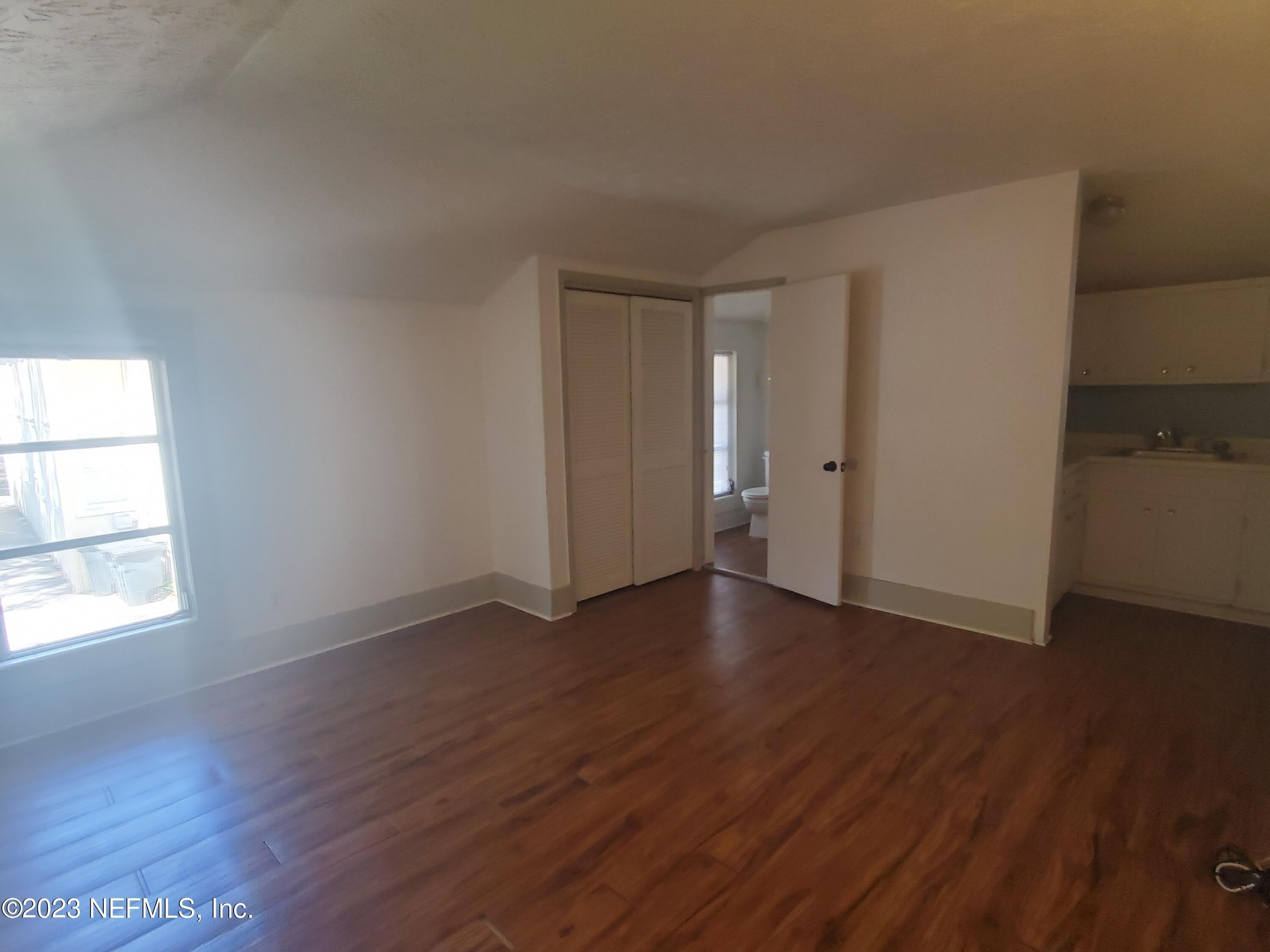 3114 RIVERSIDE Avenue – photo 2