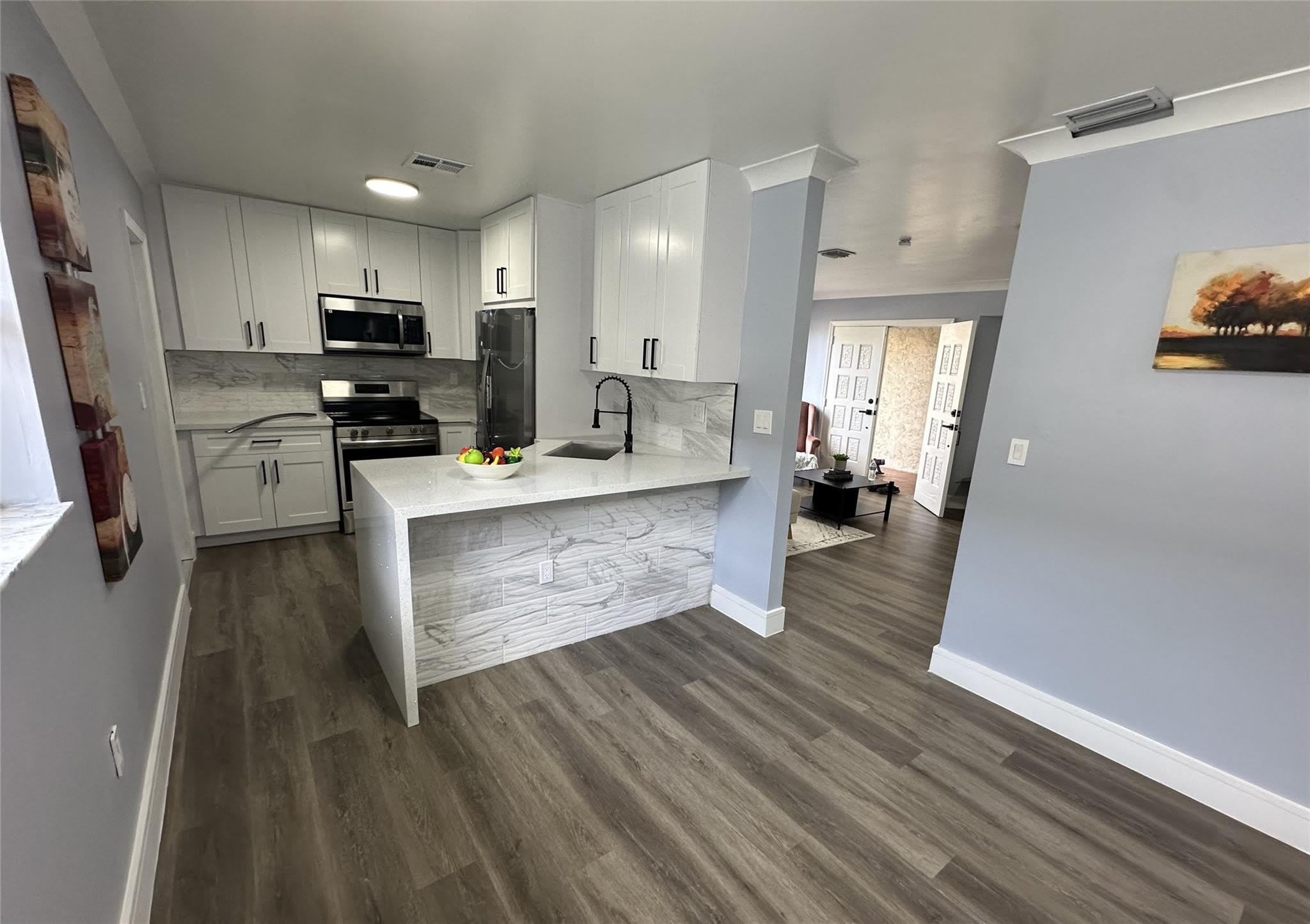 814 Sw 12Th Place – photo 3