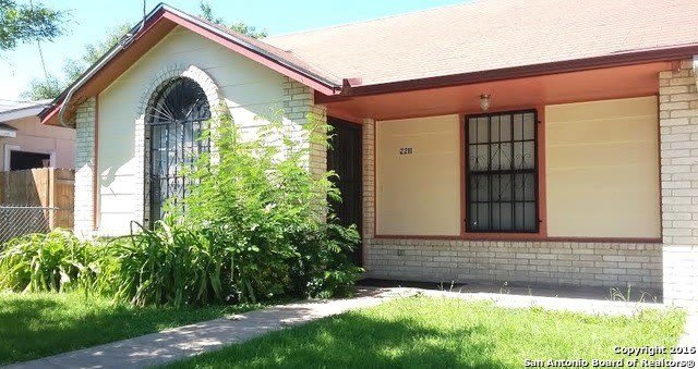 2211 VERA CRUZ – photo 3