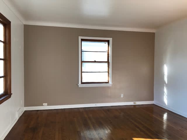 1117 N College St – photo 2