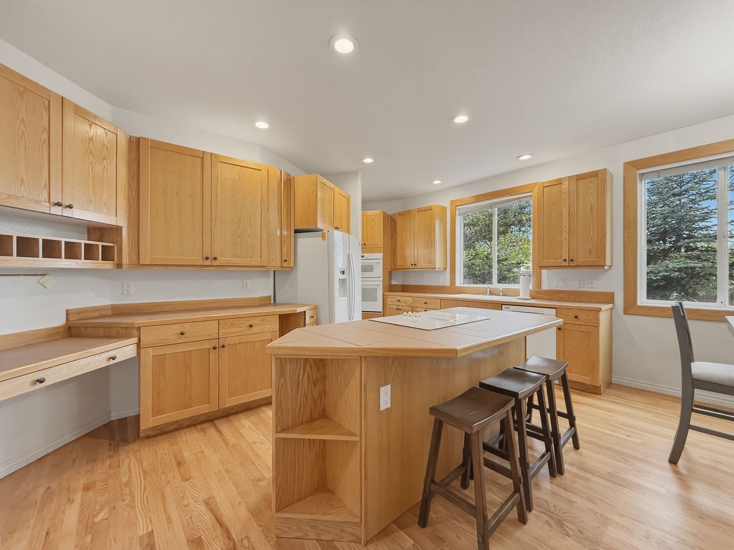 Beautiful East Boulder Home with Flatirons Views – photo 5