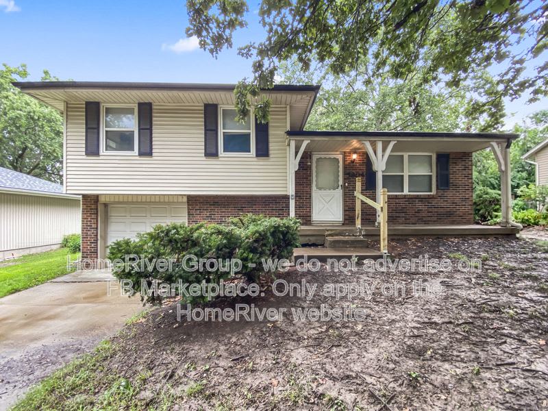 5804 N Drury Ave – photo 1