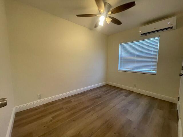 304 North Tamarind Avenue – photo 2