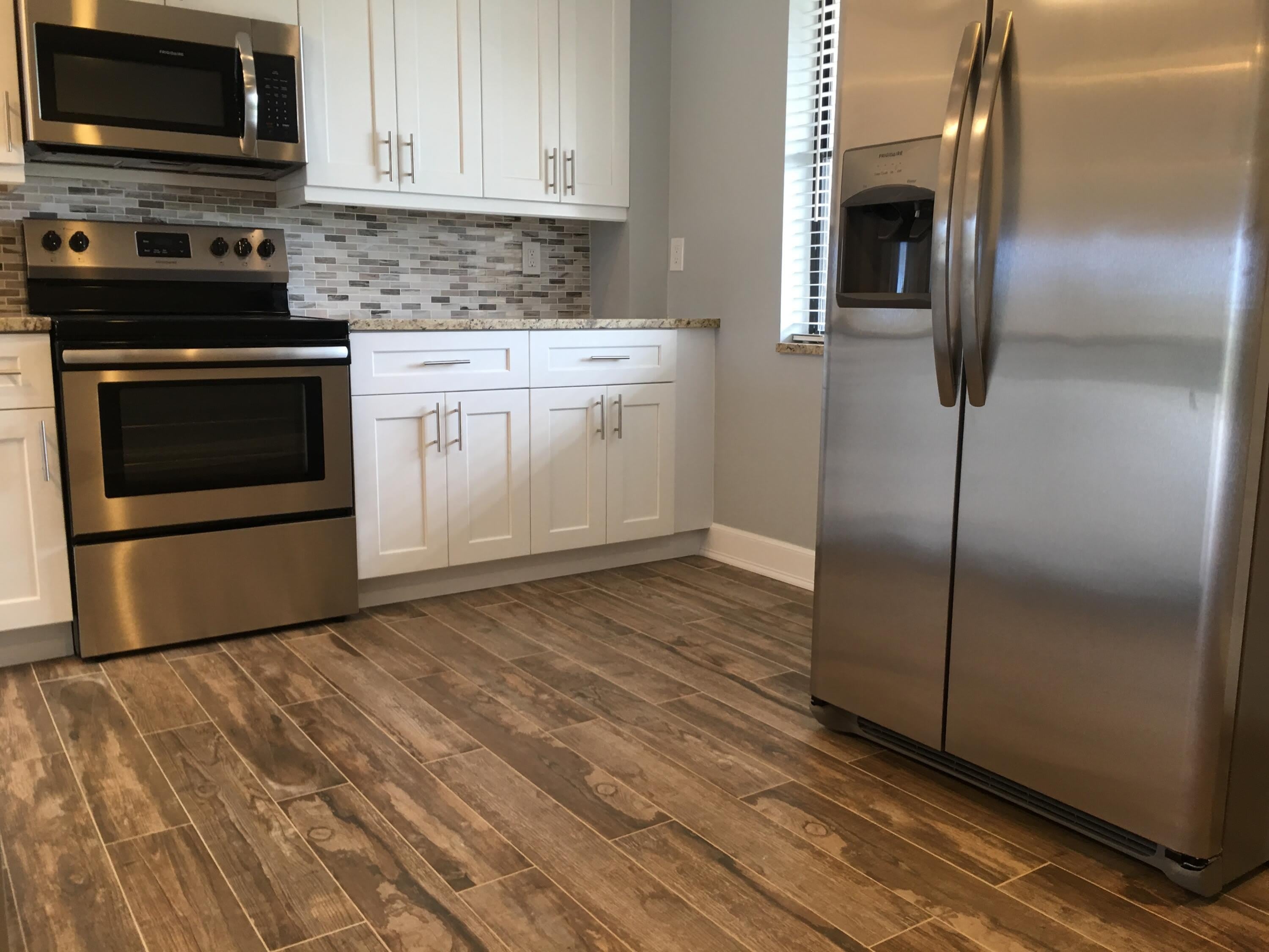 309 LAKE Circle – photo 5