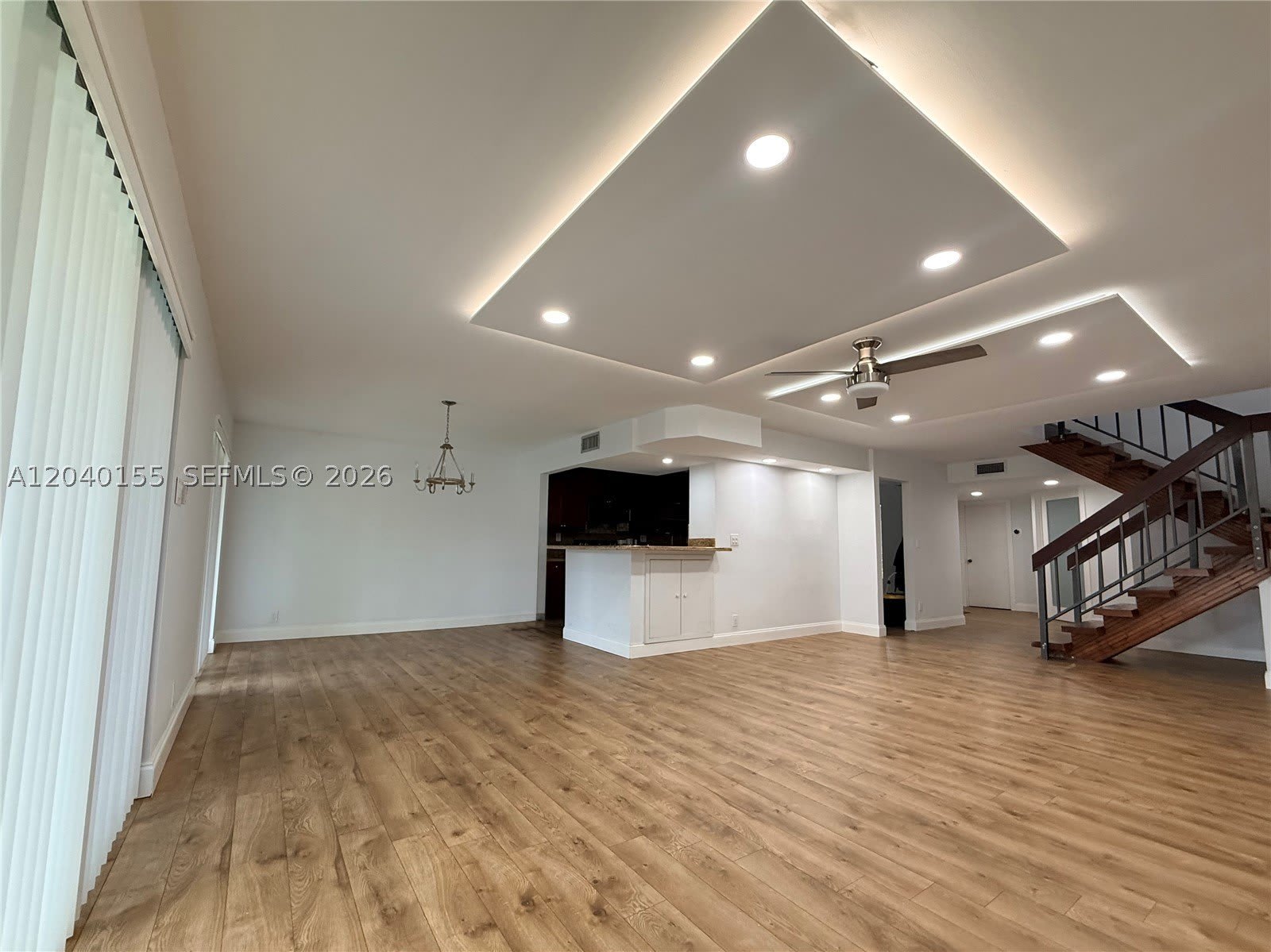9717 N New River Canal Rd. – photo 2