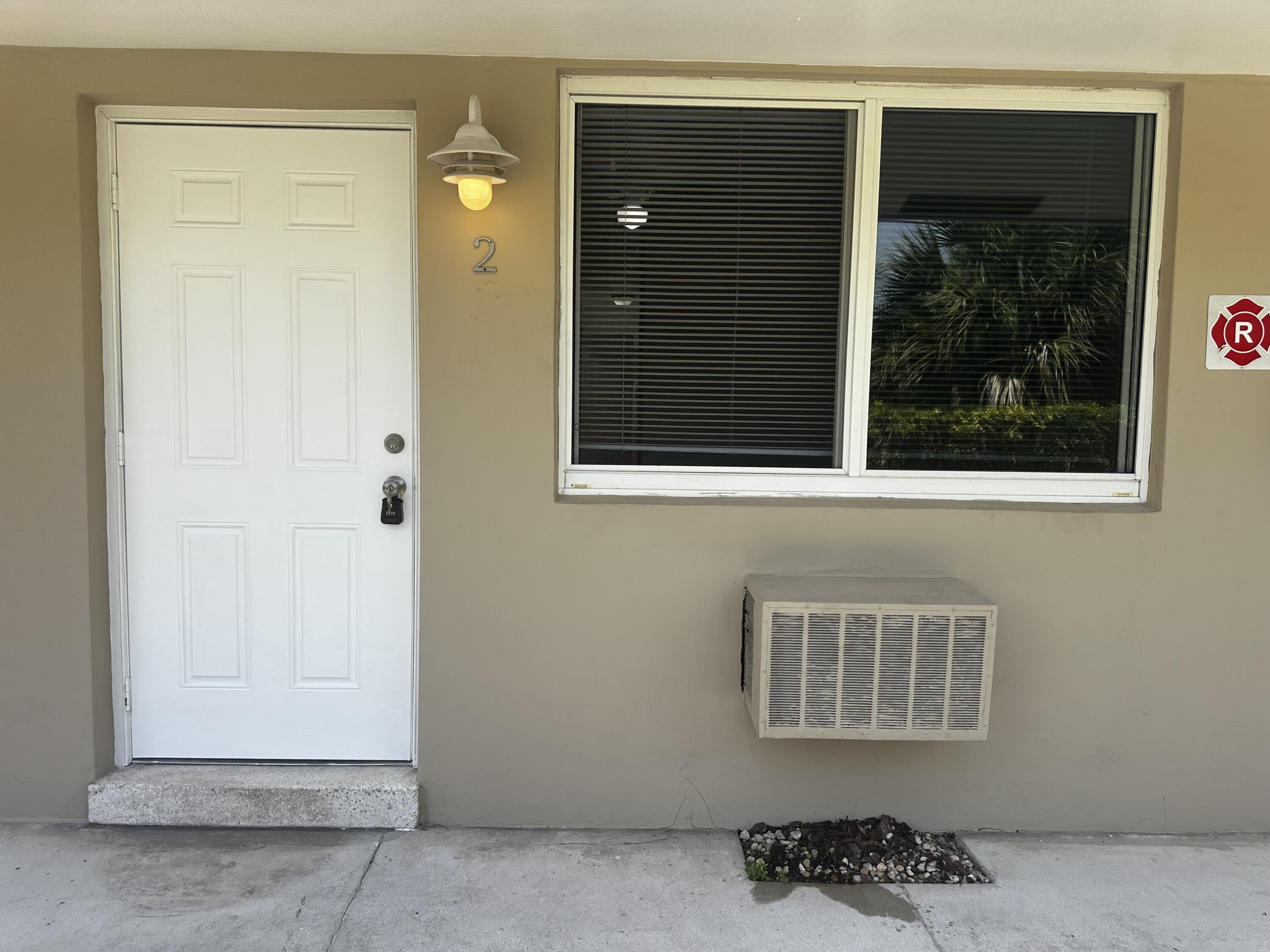 2000 NE 17TH Street – photo 5