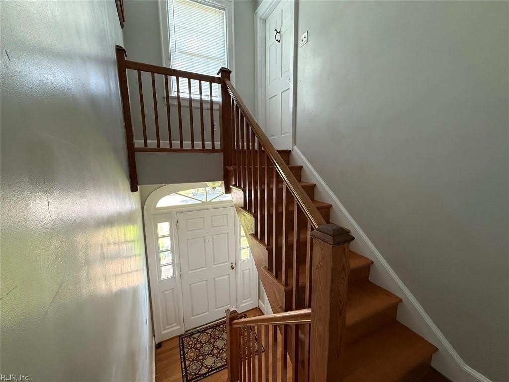 428 Russell Street – photo 3