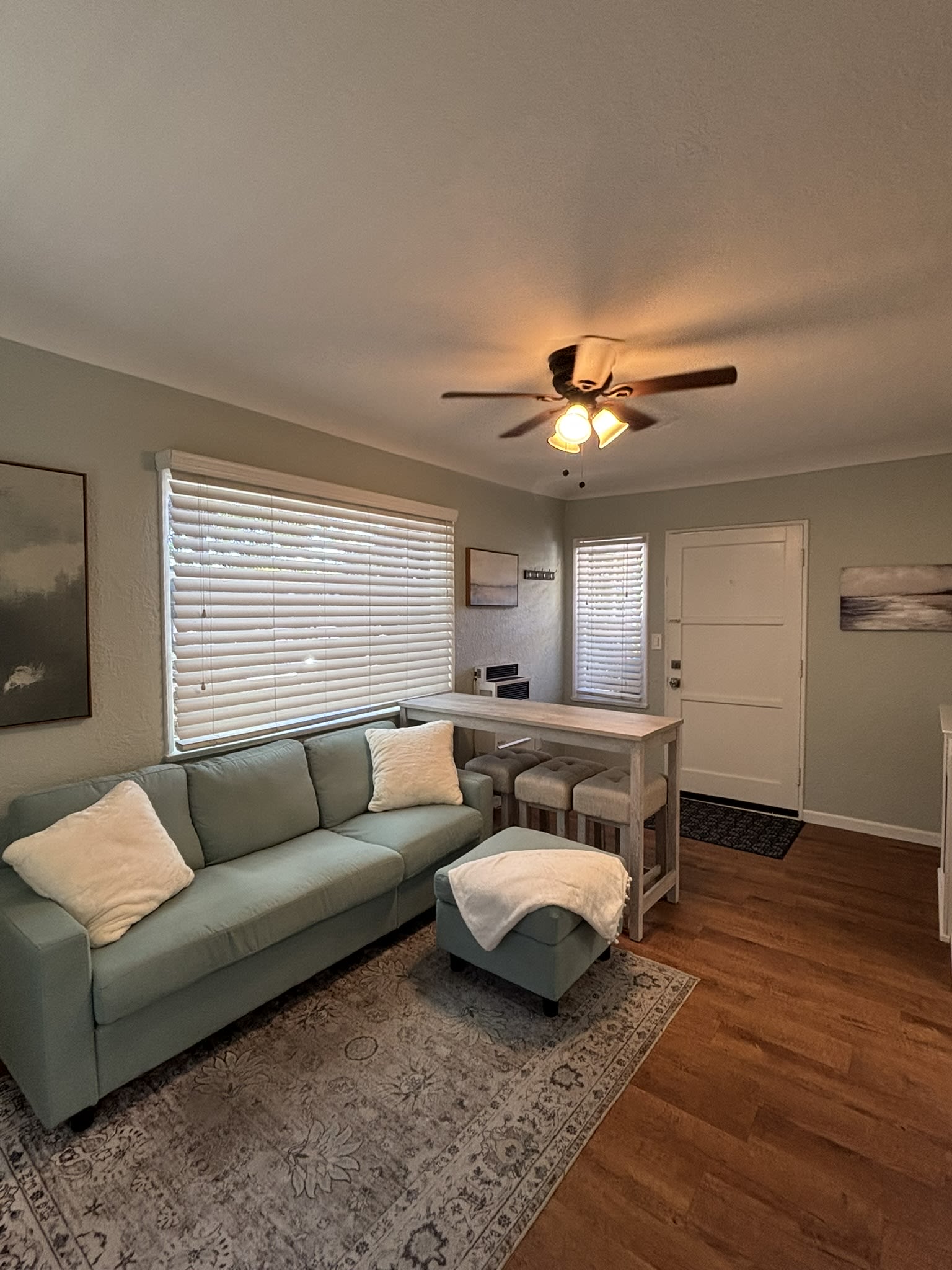 2684 Mission Boulevard – photo 5