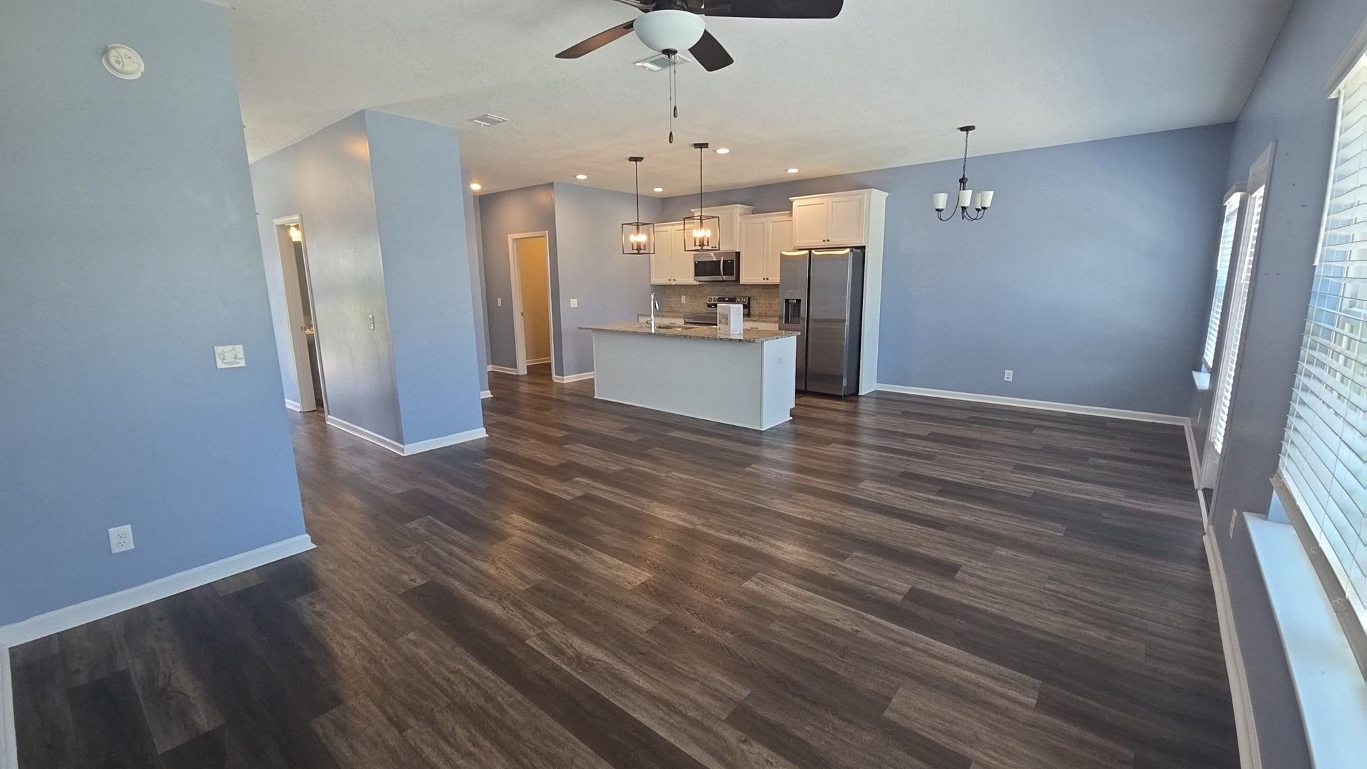 FOR RENT – photo 1