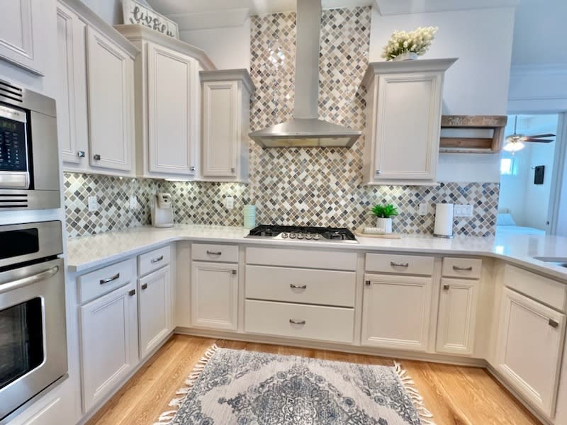 15 East Milestone Drive – photo 4