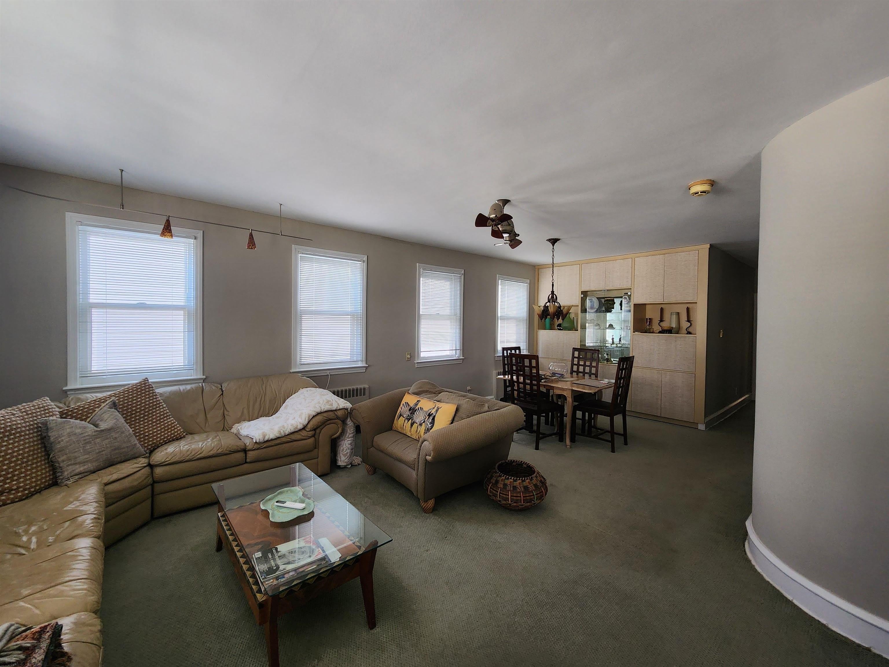 20 S Marion Ave – photo 2