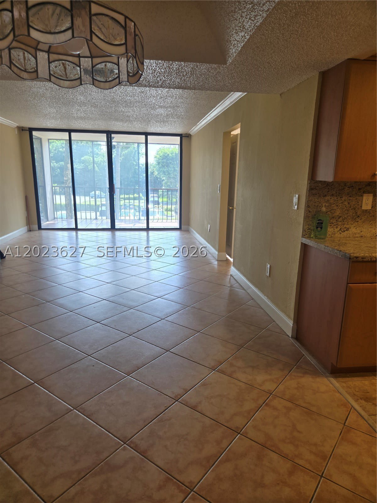 9735 NW 52nd St – photo 4