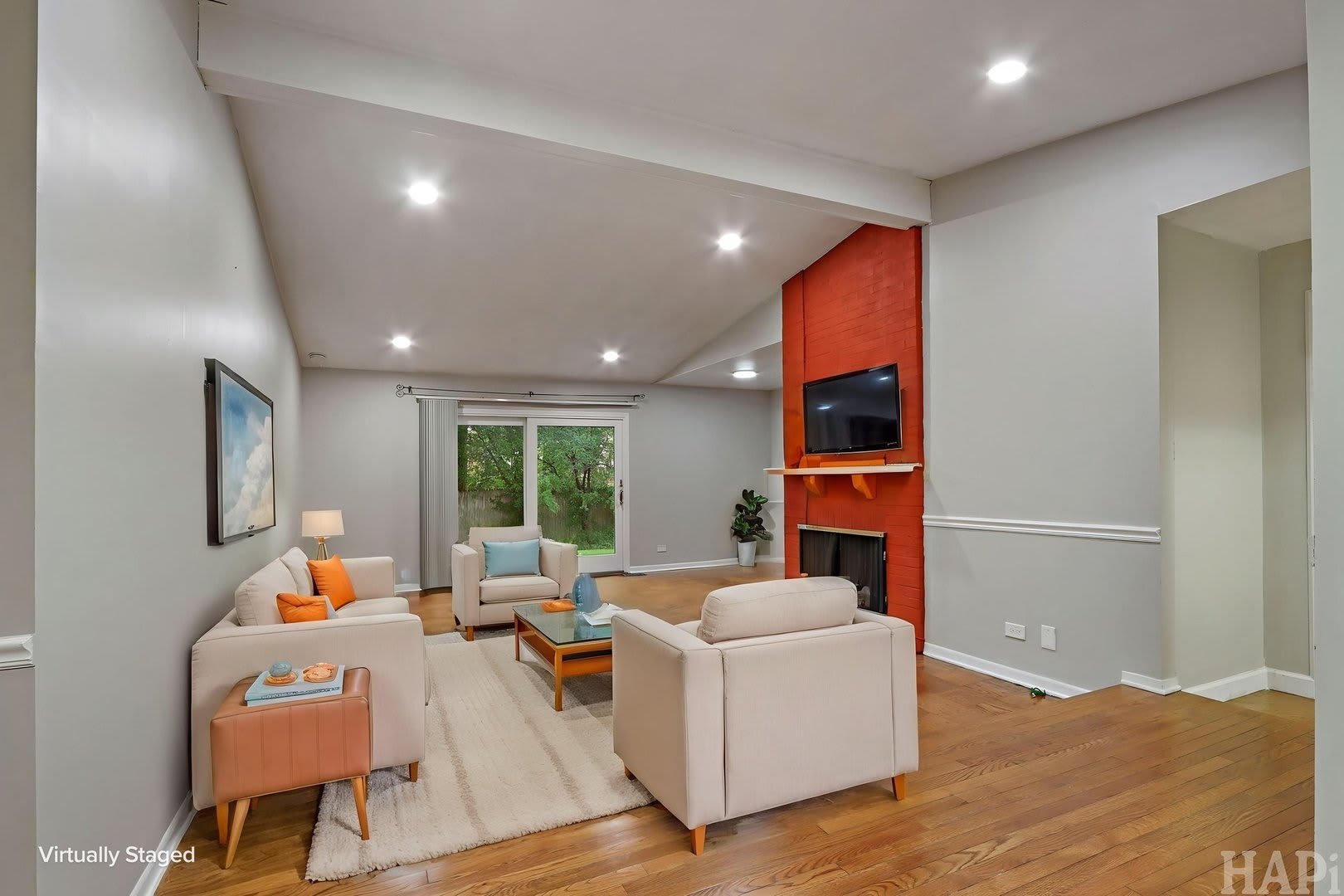1540 N PEPPER TREE Drive – photo 4