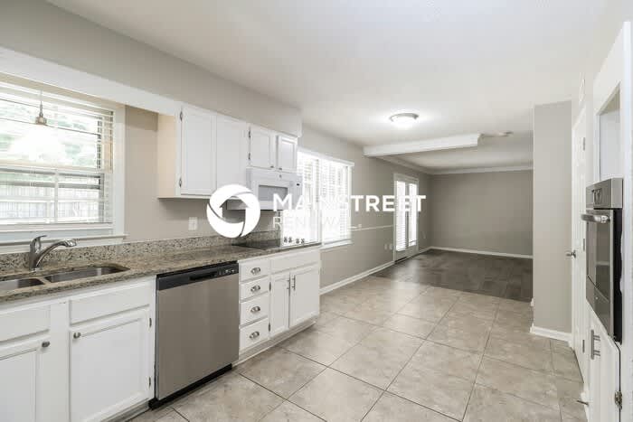3053 Heathcroft Court – photo 5