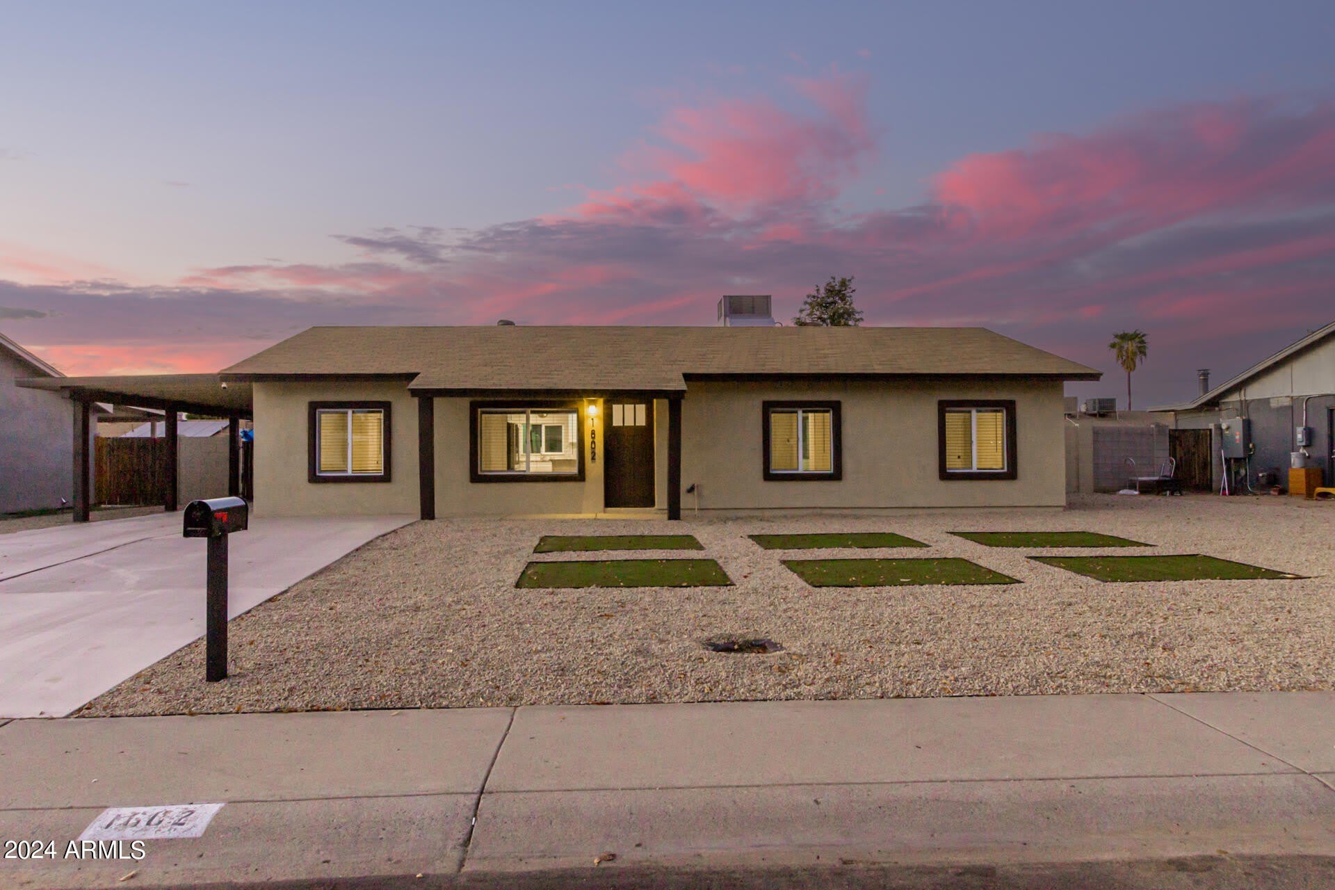 1602 W ROCKWOOD Drive – photo 1