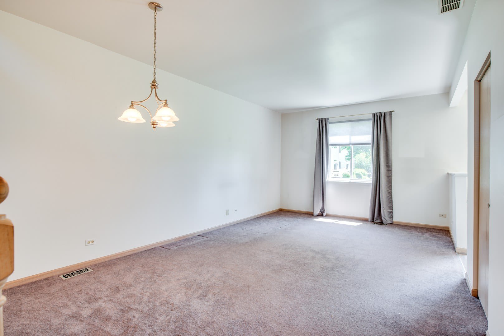 1216 Arapaho Court – photo 2