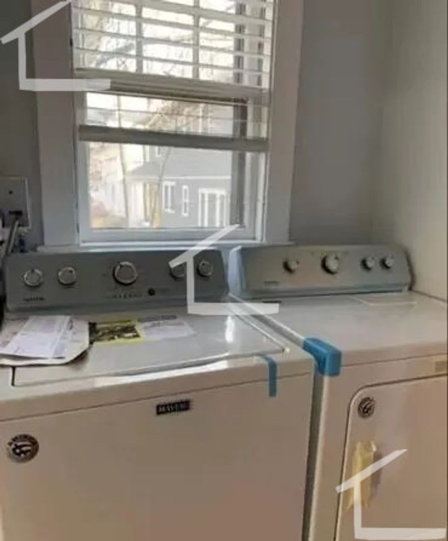 Large 4 bed in Brookline – photo 4