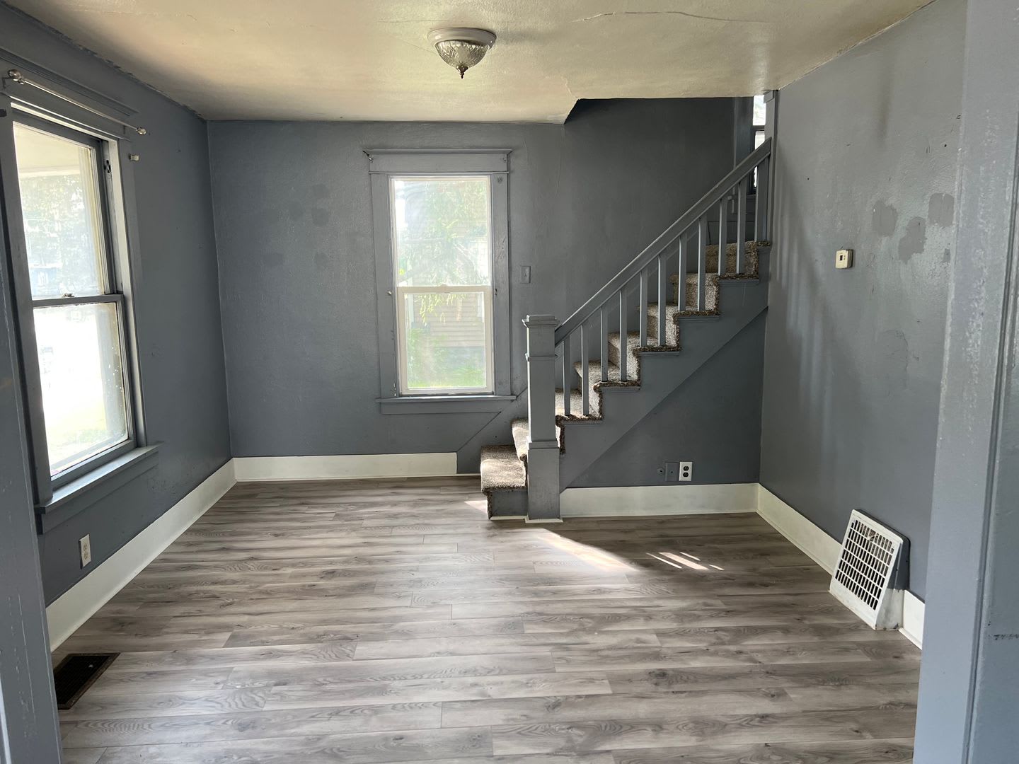 SPACIOUS 3 BEDROOM HOME READY TO WELCOME YOU – photo 3