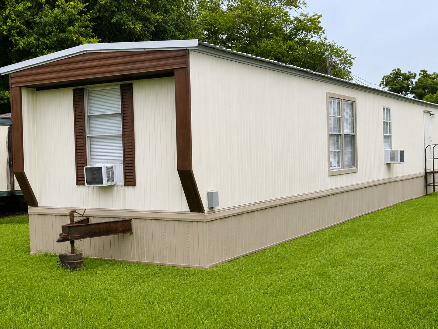 3 Bedroom 1.5 Bath Mobile Home located in Bent Oak Trailer Park Breaux Bridge. La – photo 2