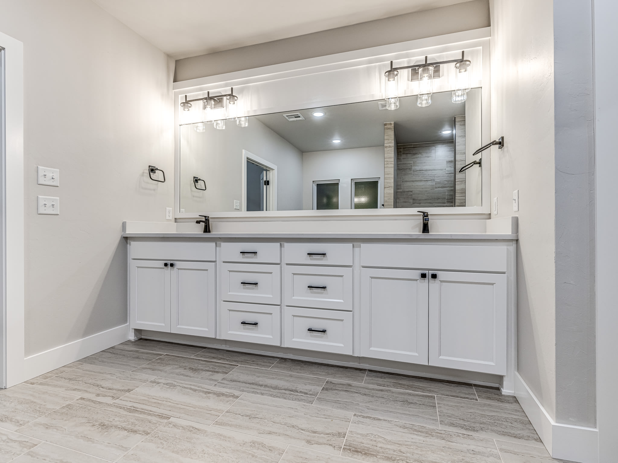 8225 Jenny Lane – photo 4