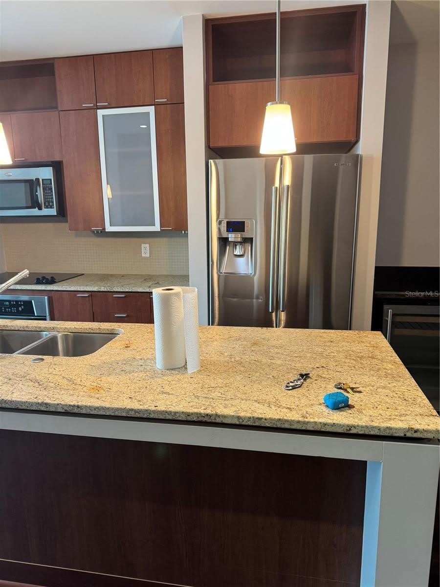 912 CHANNELSIDE Drive – photo 4