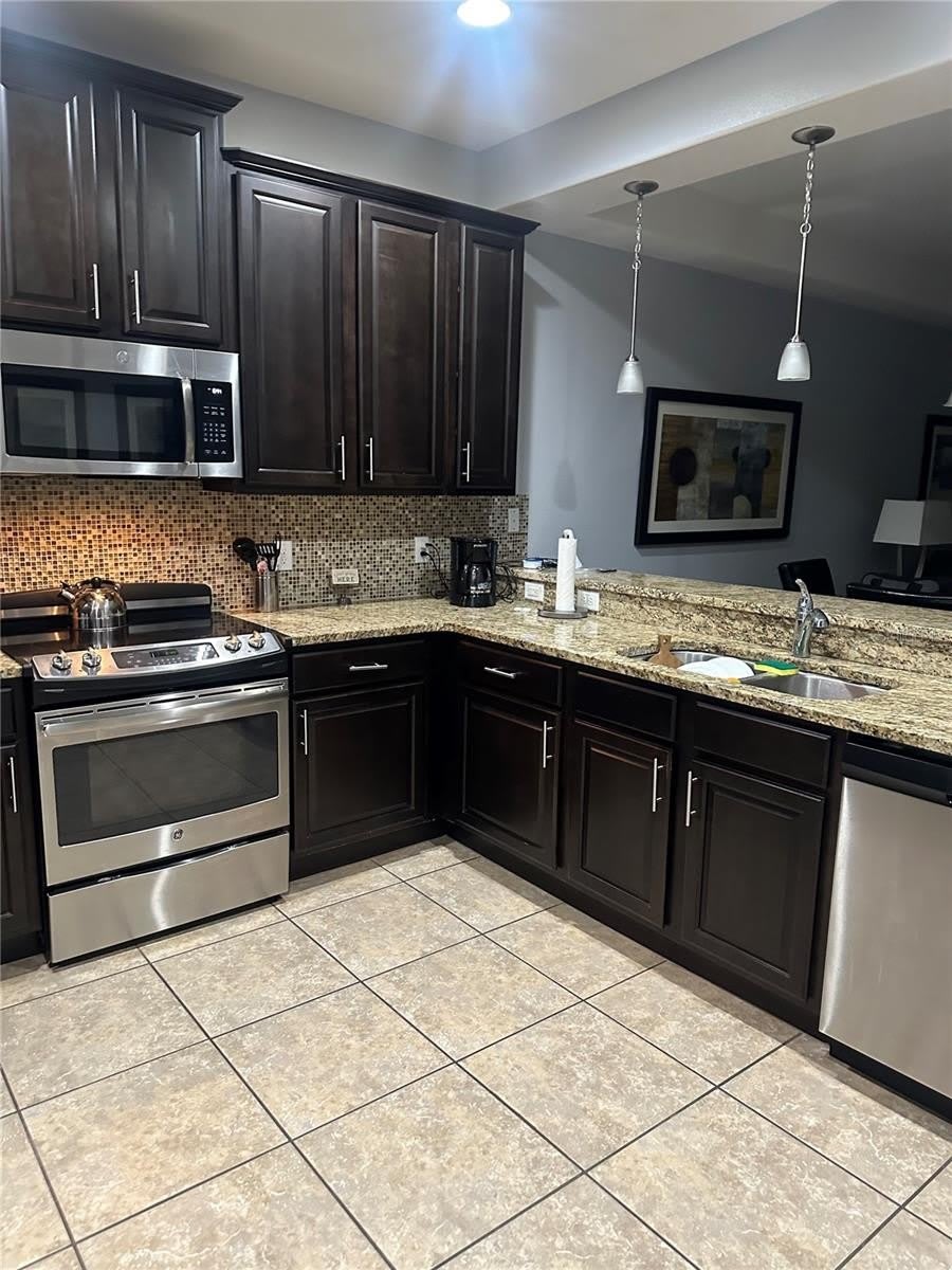 8157 ROSEVILLE BLVD – photo 4