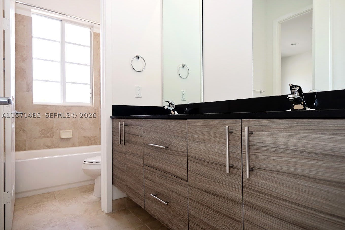 2844 SW 81 – photo 5