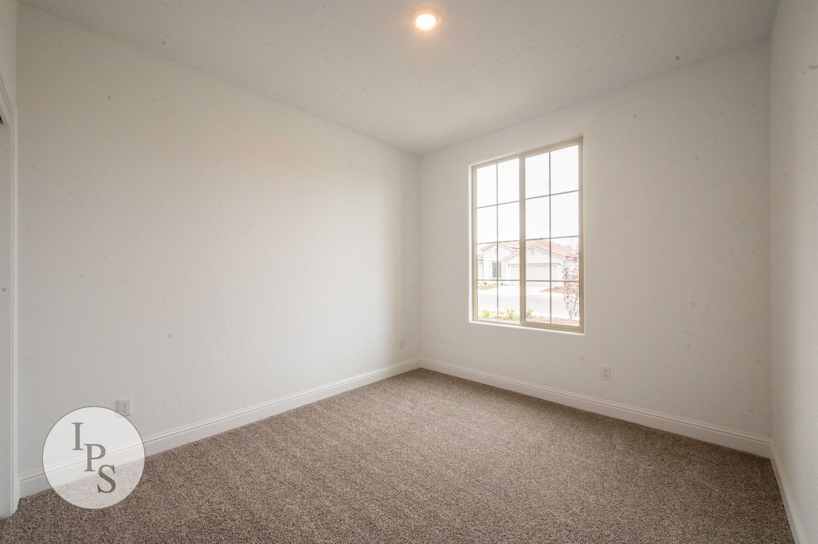 2022 South/East Fresno Home, 4BR/2BA – photo 3