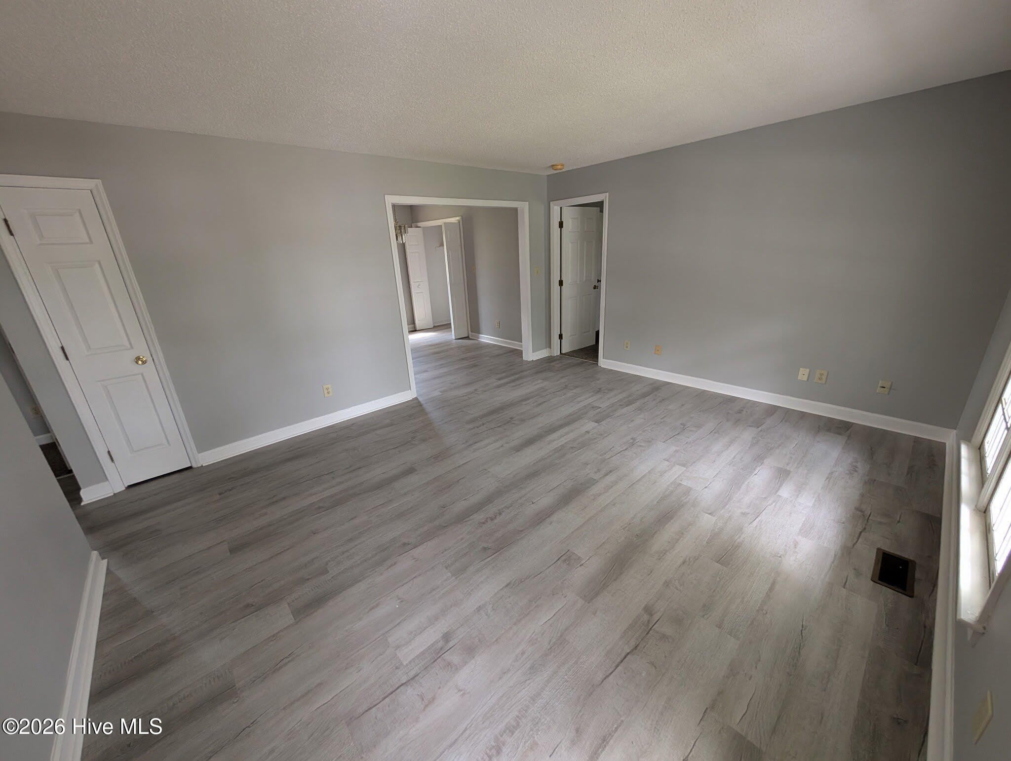 2302 Fitch Drive E – photo 2
