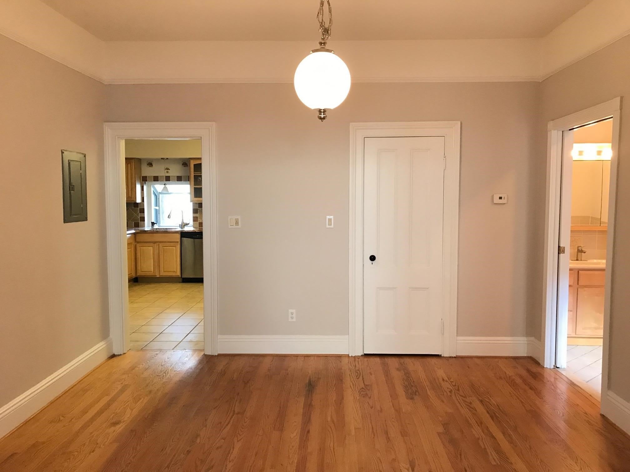 342 PAVONIA AVE – photo 1