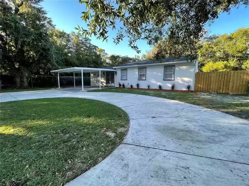 3217 West Hartnett Avenue – photo 1